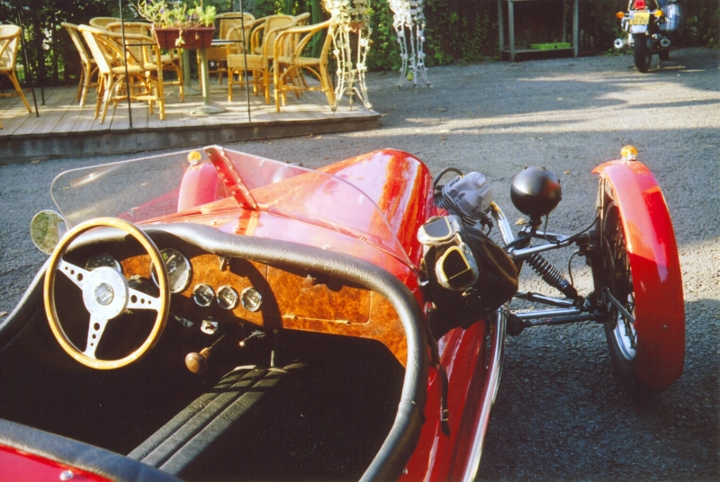 Threewheeler Frank Just Motorenteilebearbeitung
